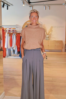 Pull Ameyra - Camel
