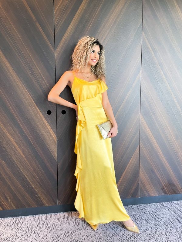 Robe en shops satin jaune